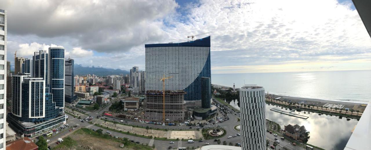 Black Sea VI Dari Apartments Batumi Exterior photo